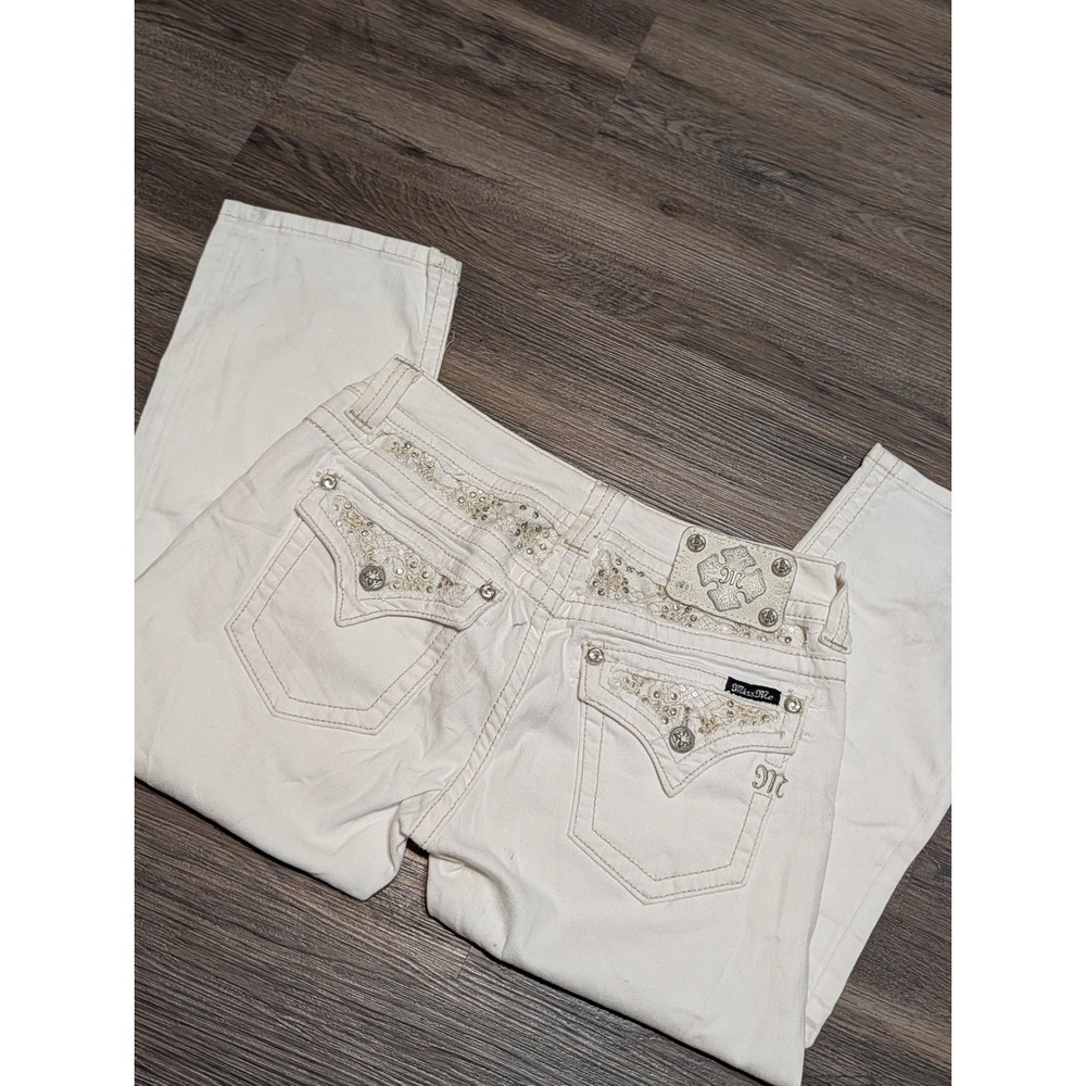 Miss Me JP5630P3 White Cuffed Capri Jeans Embellished Rhinestone Pockets 29